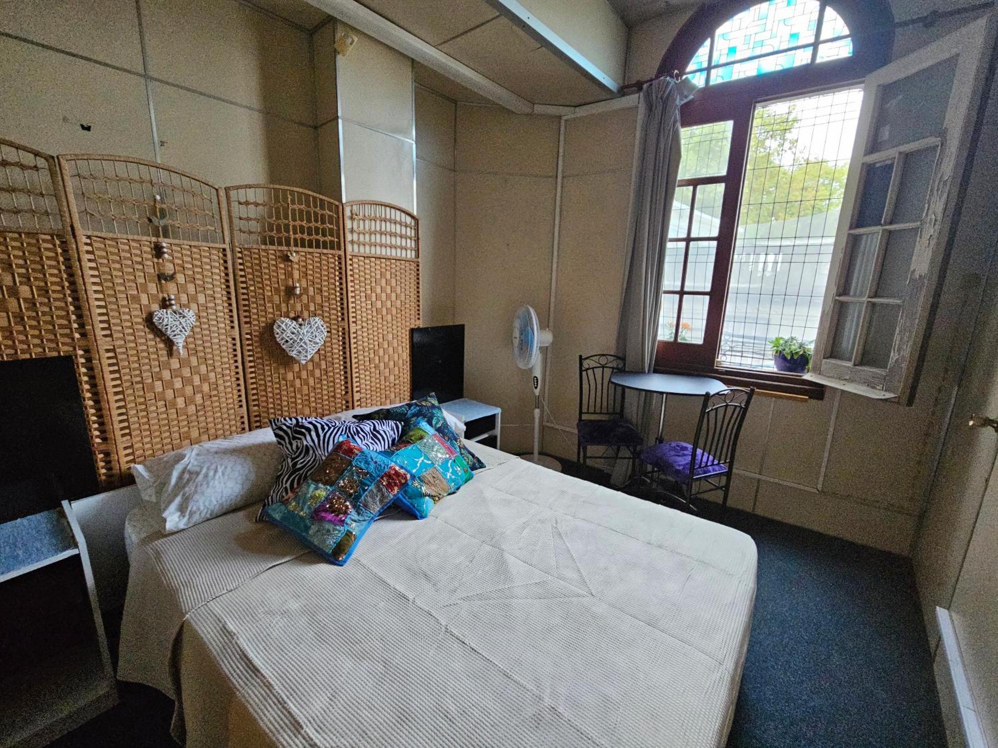 Montevideo Hostel Экстерьер фото