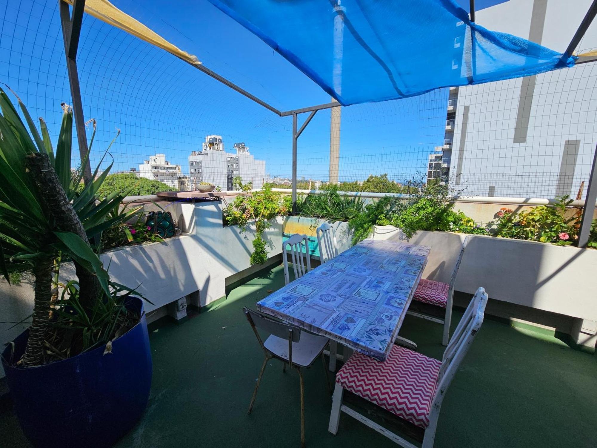 Montevideo Hostel Экстерьер фото
