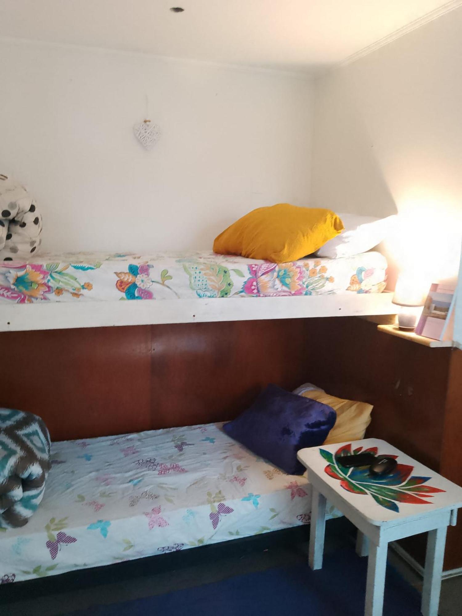 Montevideo Hostel Экстерьер фото