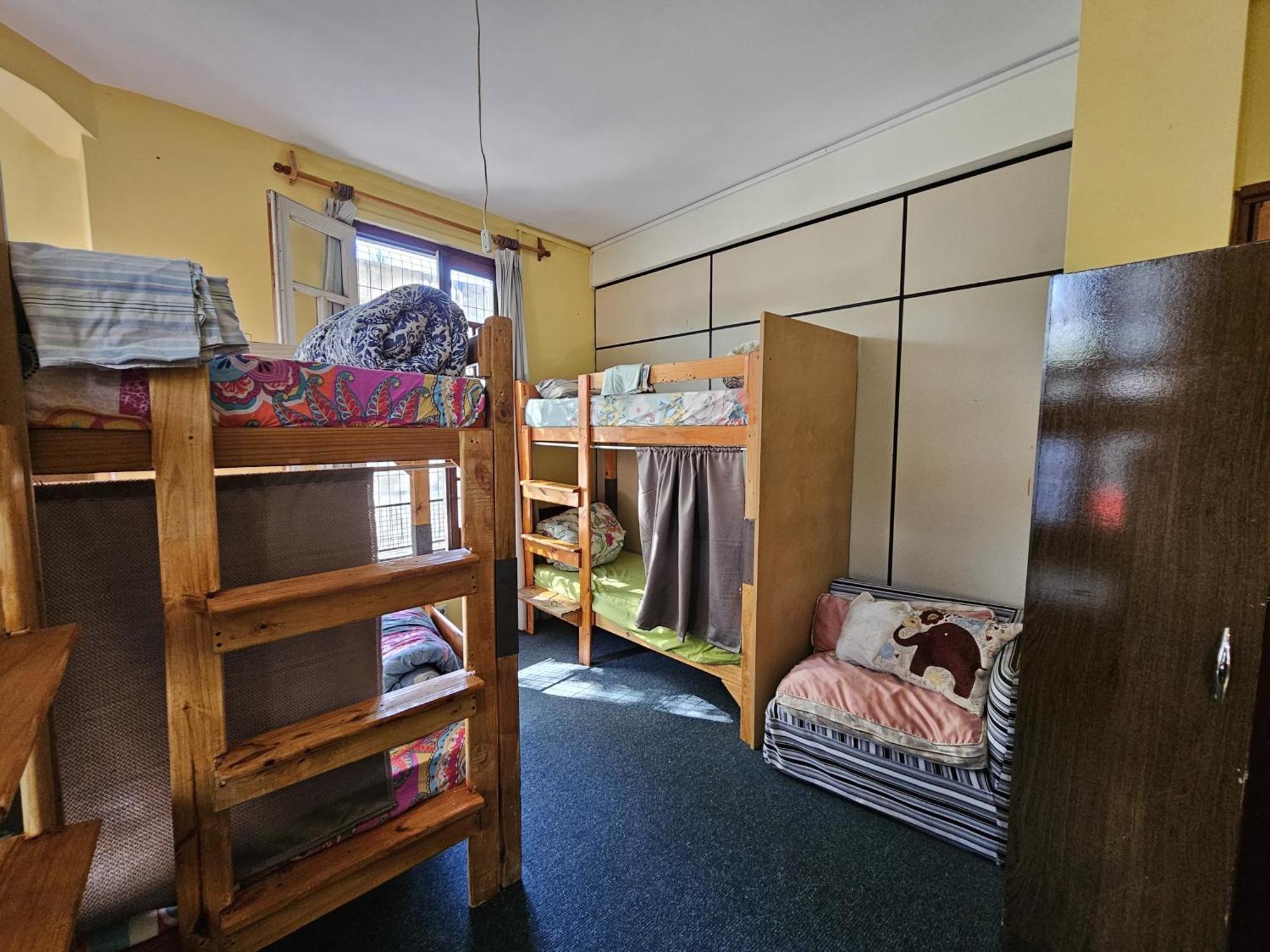 Montevideo Hostel Экстерьер фото