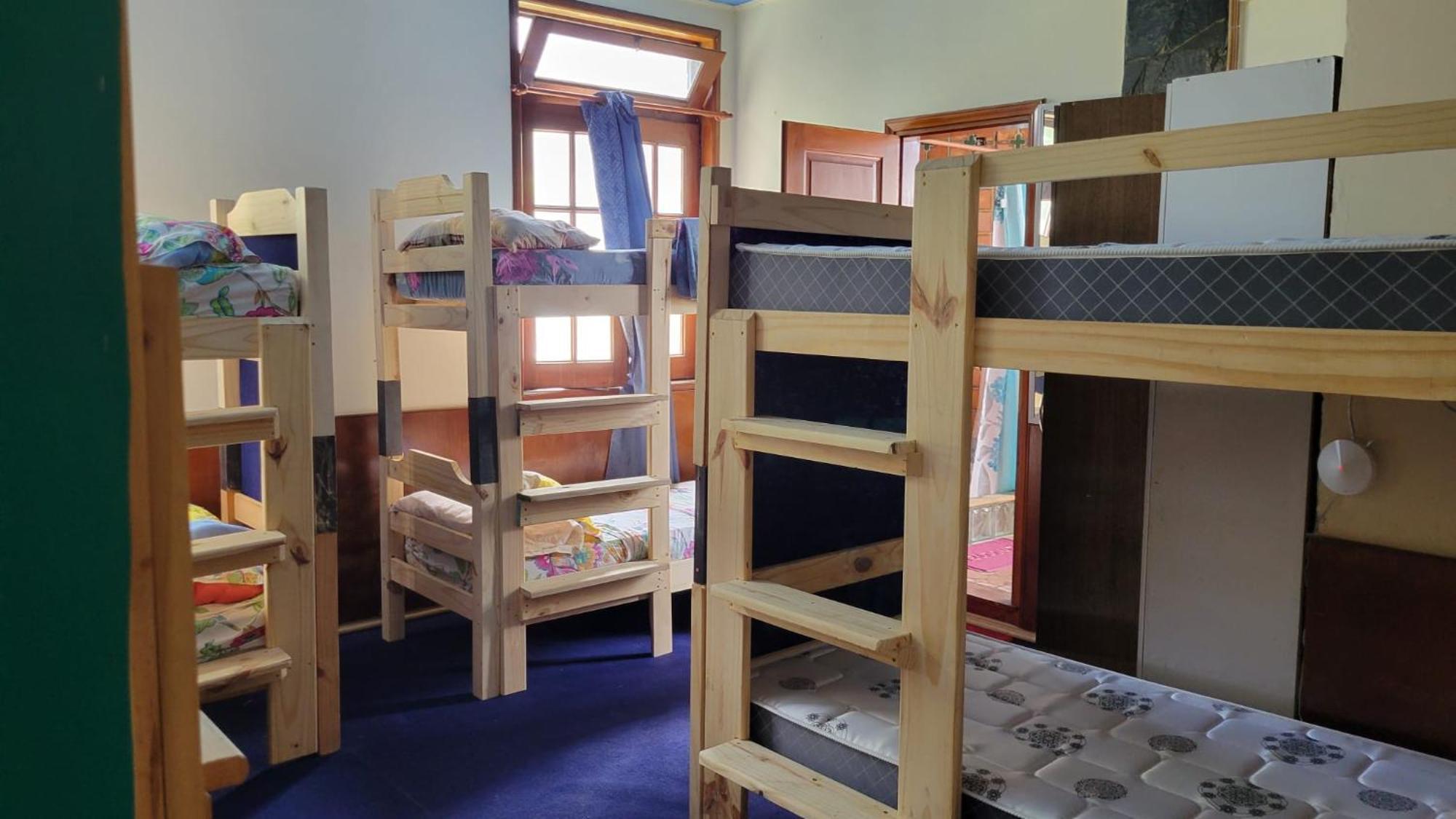 Montevideo Hostel Экстерьер фото