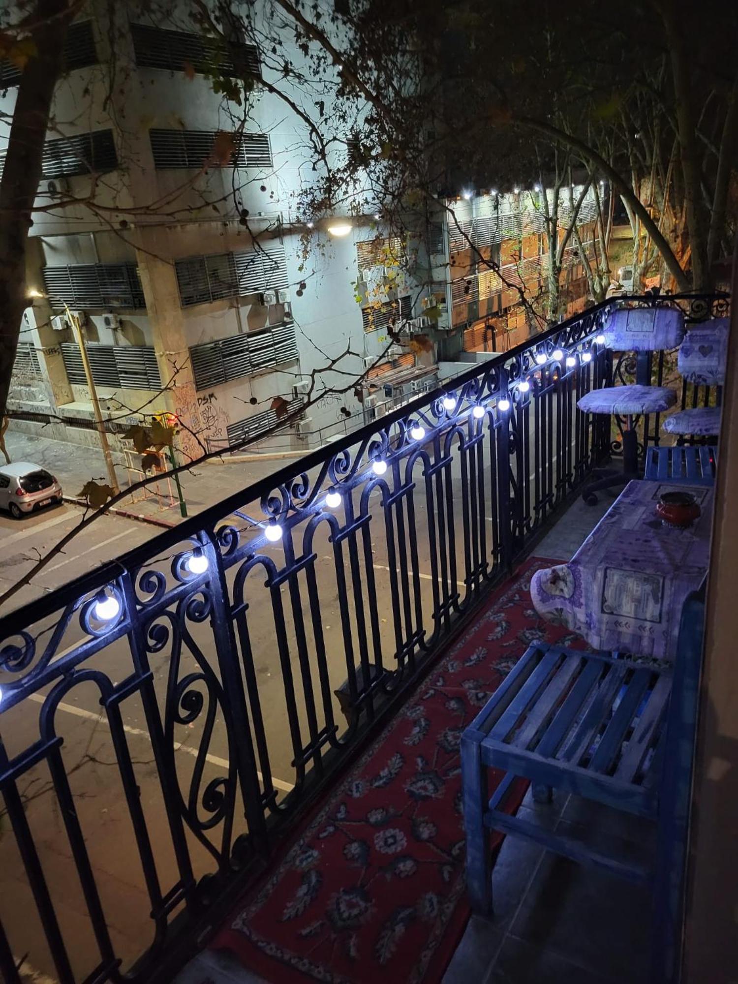 Montevideo Hostel Экстерьер фото
