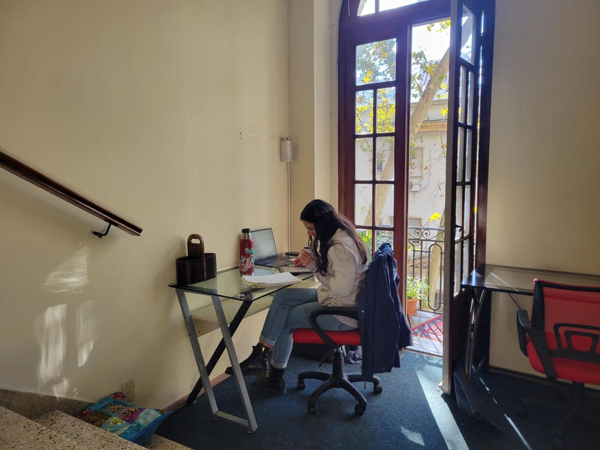 Montevideo Hostel Экстерьер фото